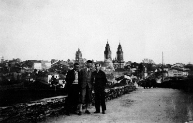 Walter Ebeling (no centro) visita Lugo